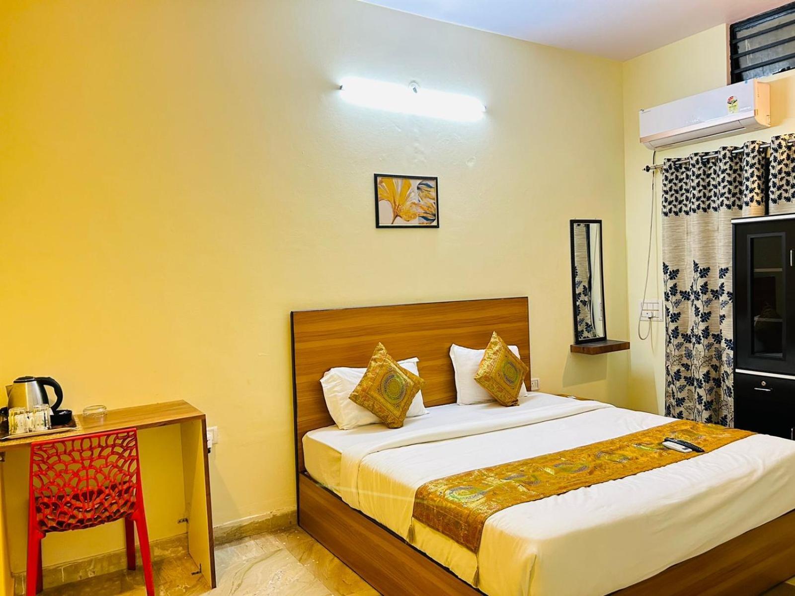 Shankar Vilaas -A Boutique Stay Forigners Choice Near Ghats And Temples Waranasi Zewnętrze zdjęcie