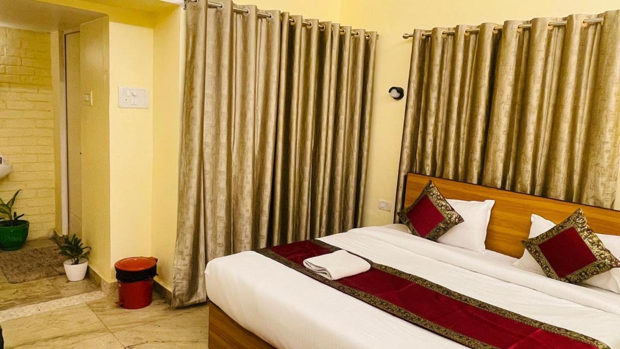 Shankar Vilaas -A Boutique Stay Forigners Choice Near Ghats And Temples Waranasi Zewnętrze zdjęcie