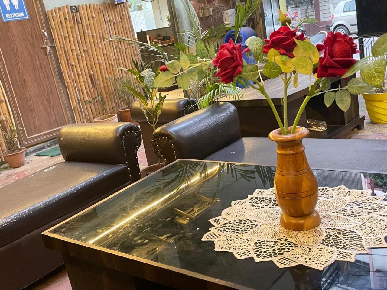 Shankar Vilaas -A Boutique Stay Forigners Choice Near Ghats And Temples Waranasi Zewnętrze zdjęcie